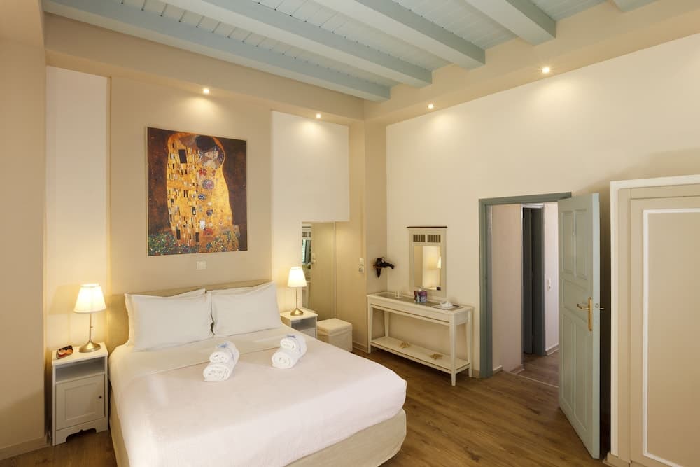 Casa Antika