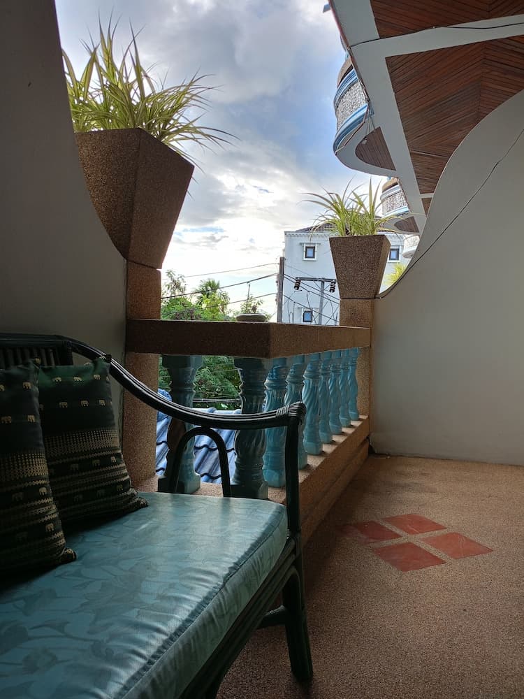Patong Sunbeach Mansion