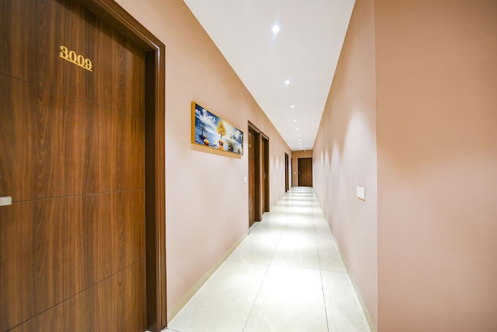 Fabhotel Supreme Suites