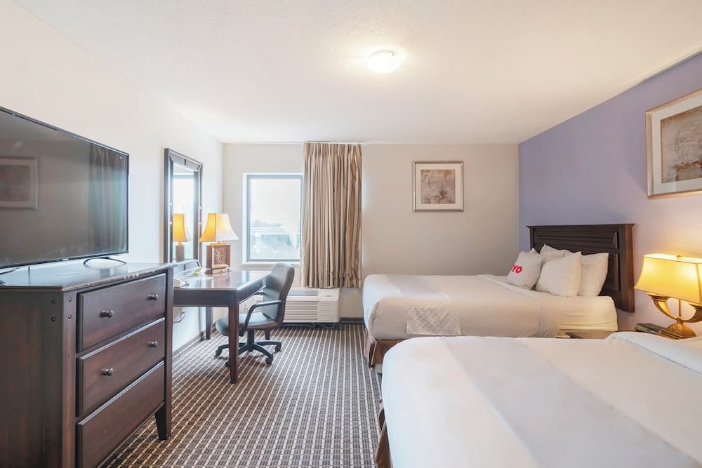OYO Townhouse Houston Airport North