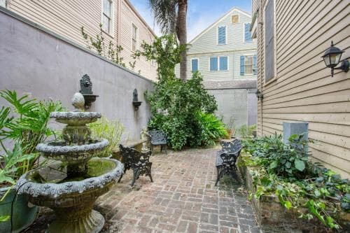 Maison Perrier Bed & Breakfast