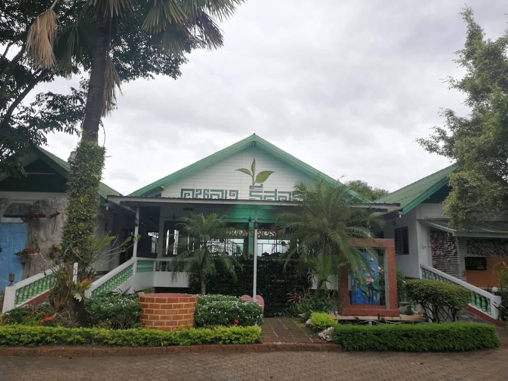 Aulong Resort