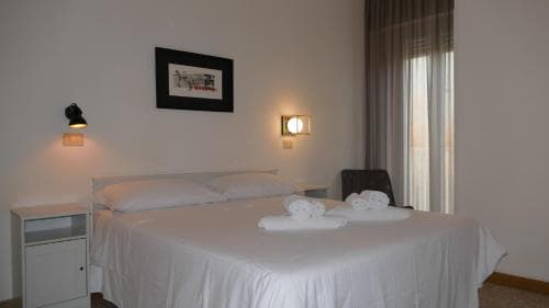 Hotel Spring