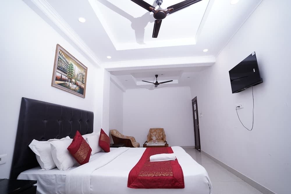 Hotel Moon Residency