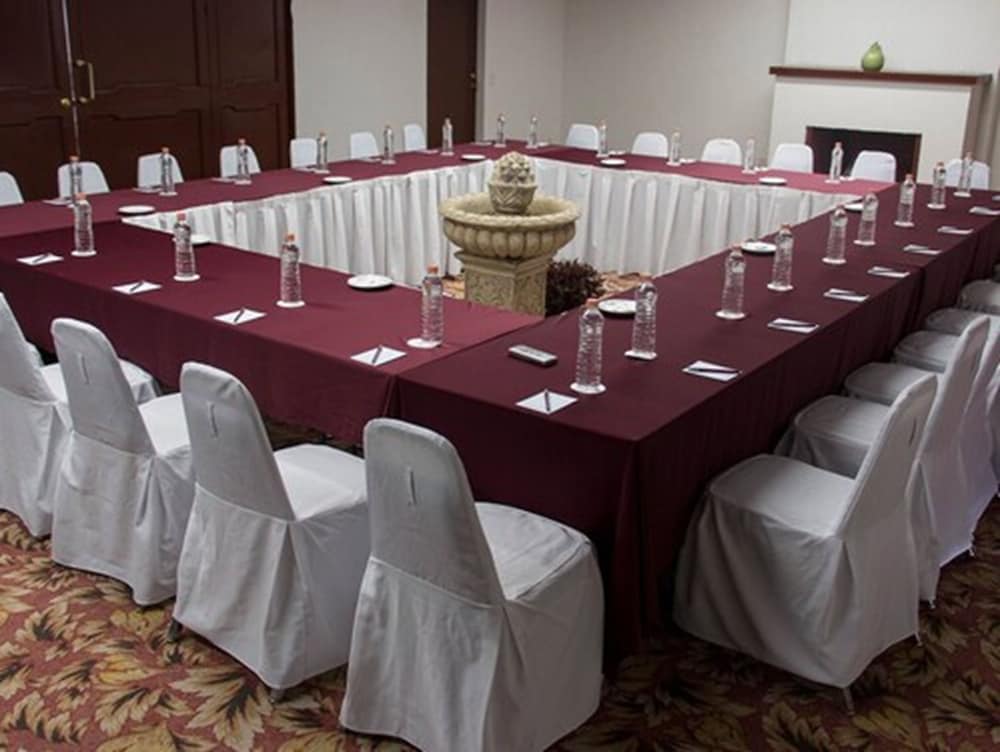 Hotel Fenix