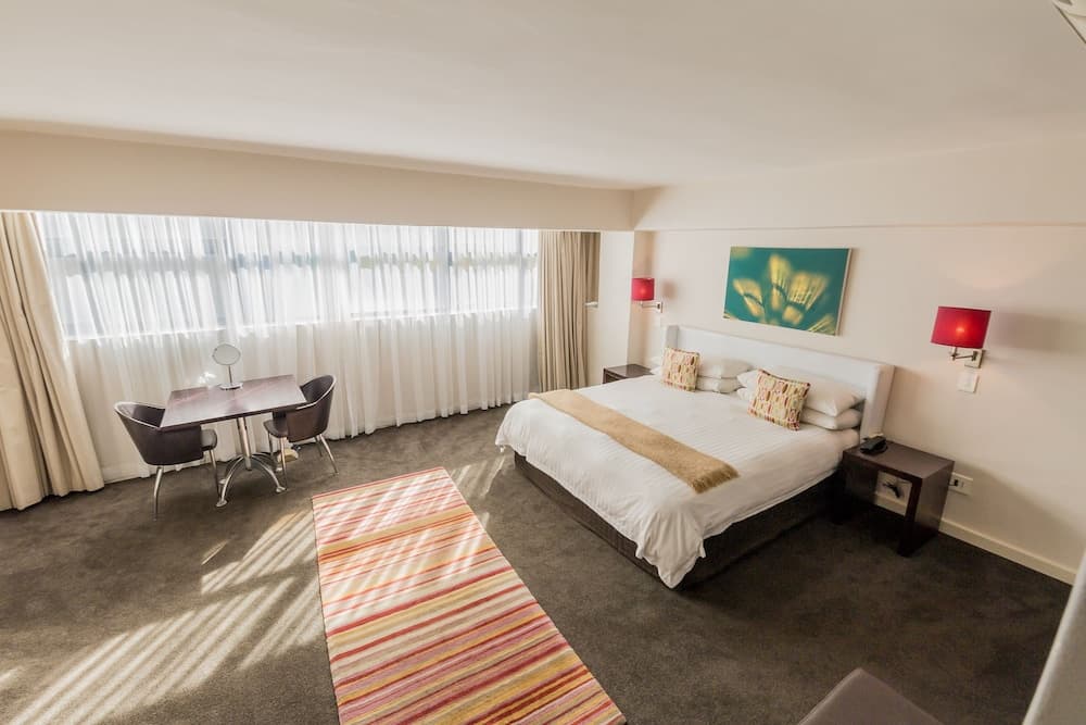 The Bijoux Aparthotel