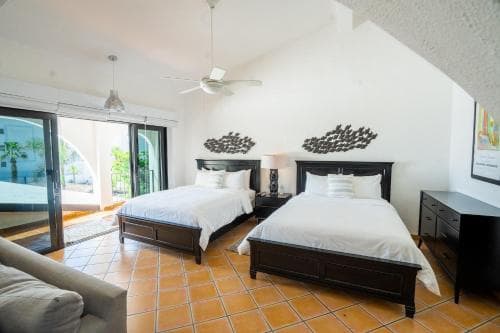 La Marina Inn