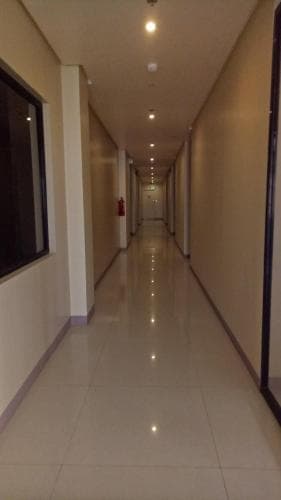 R Suites