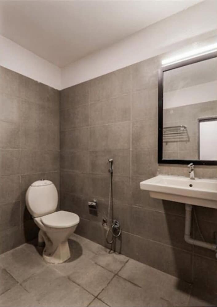 Hotel Satya Townhouse