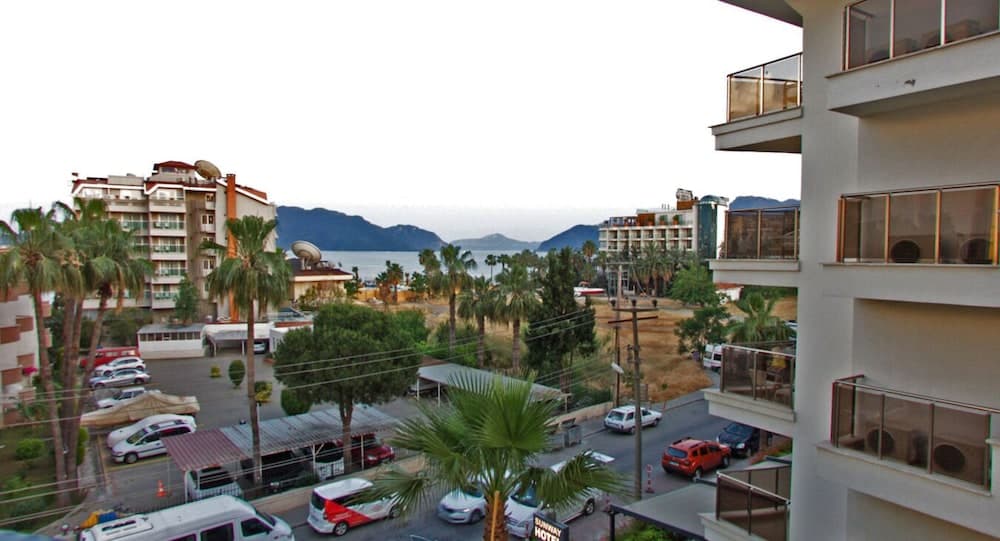 Avos Apartments