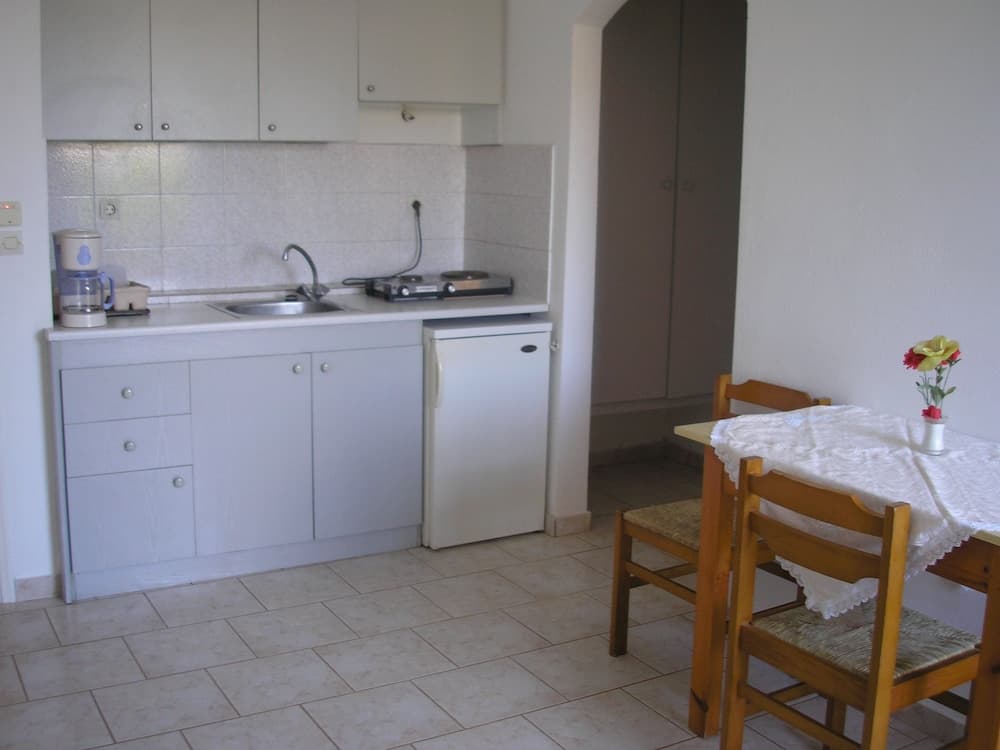 Dimitra Apartments