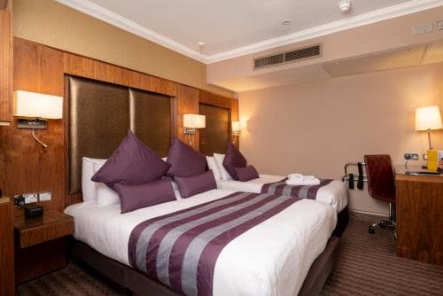 Donnington Manor Hotel