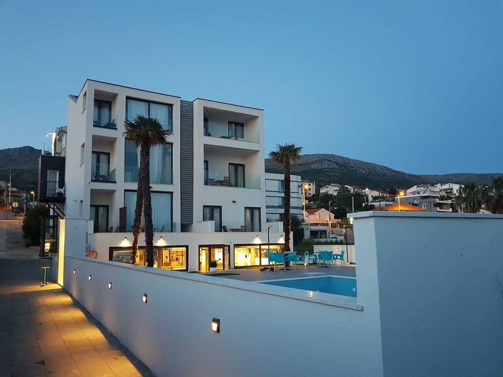 Beach Hotel Bozikovina