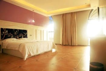 Jiulong Theme Hotel