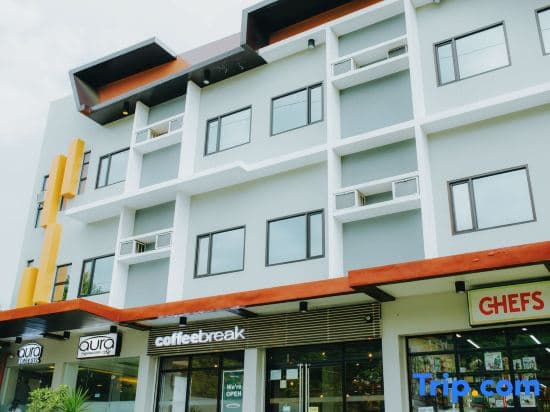 Aura Condotel