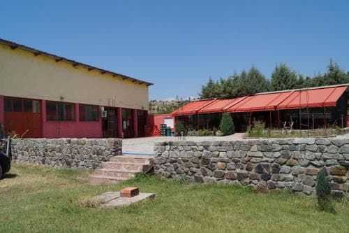 Hostel Restoran Slon
