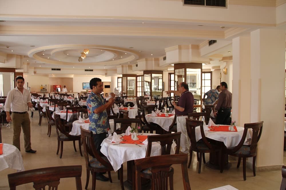 Royal Paradise Resort