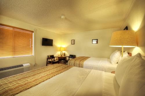 Roadrunner Lodge