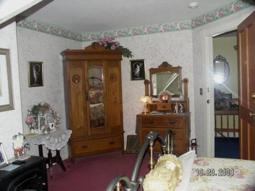 Robin's Nest Bed & Breakfast