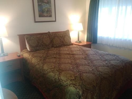 Cedar Lodge