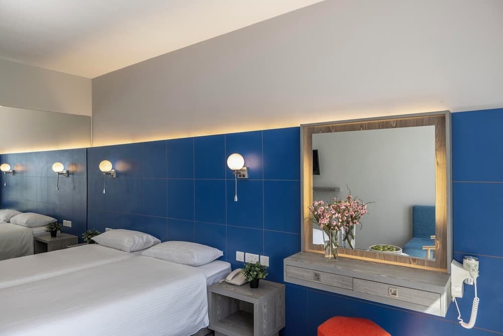 Park Beach Hotel