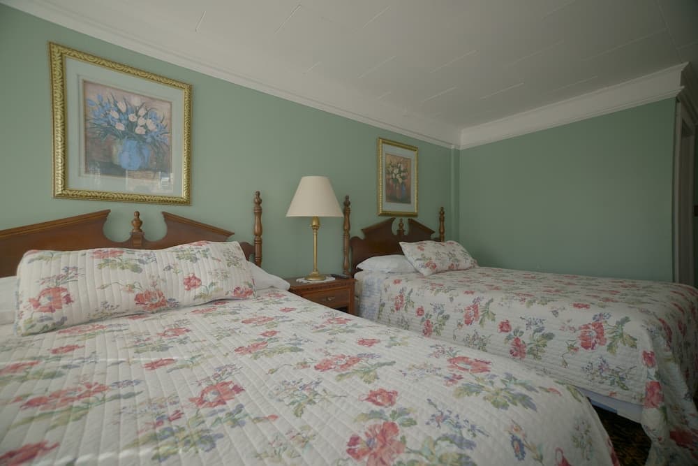 Betty Doon Hotel
