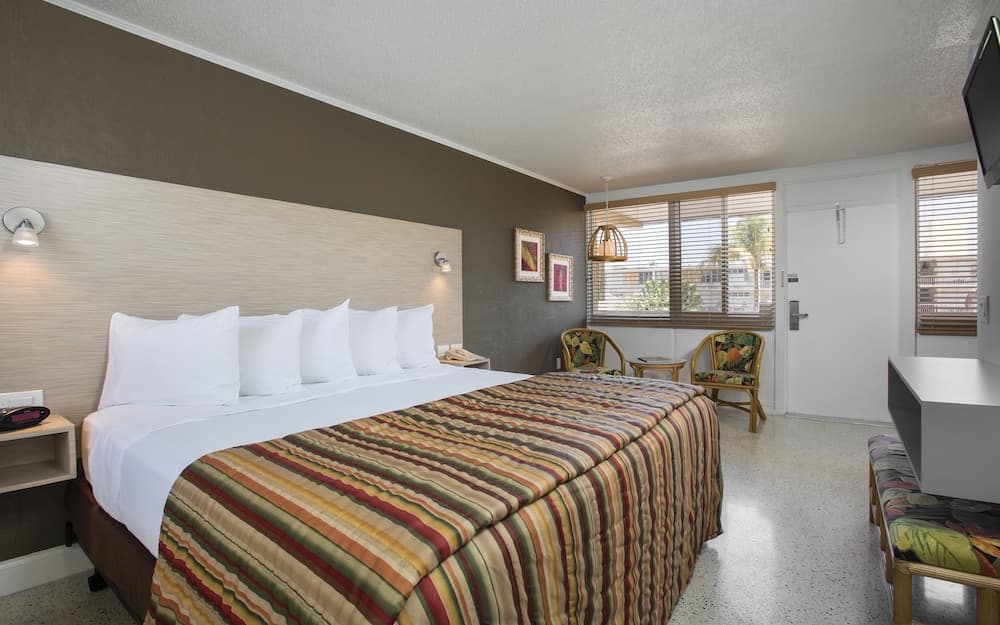 Outrigger Beach Resort