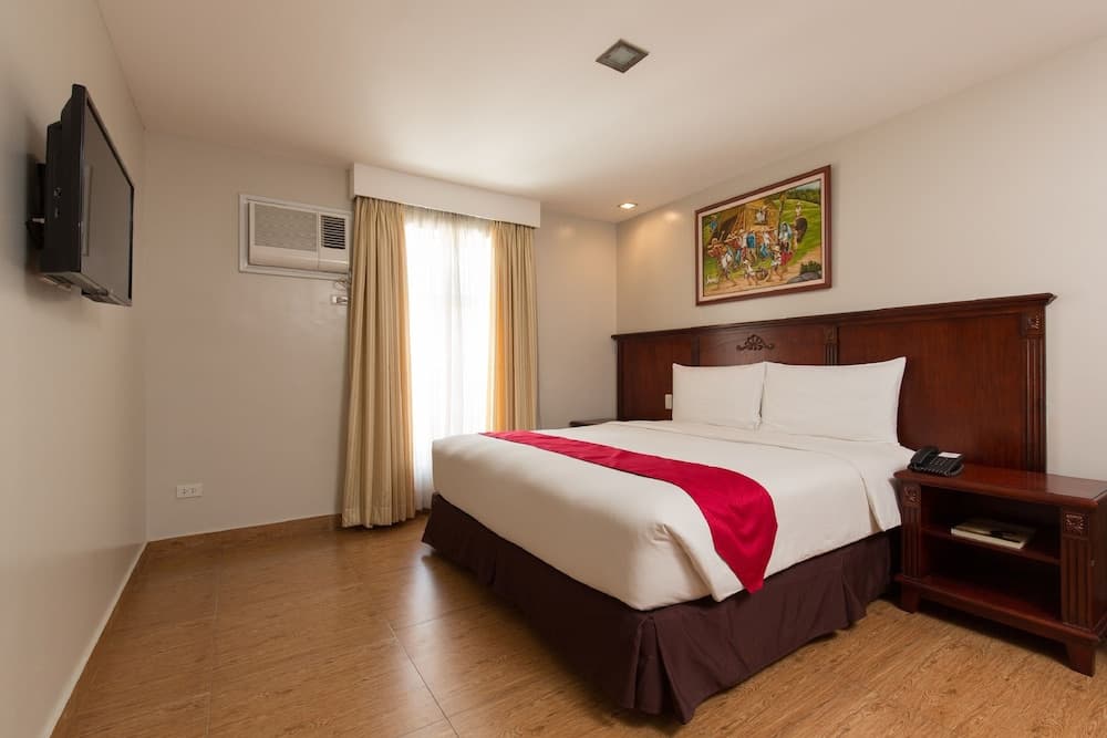 MJ Hotel and Suites