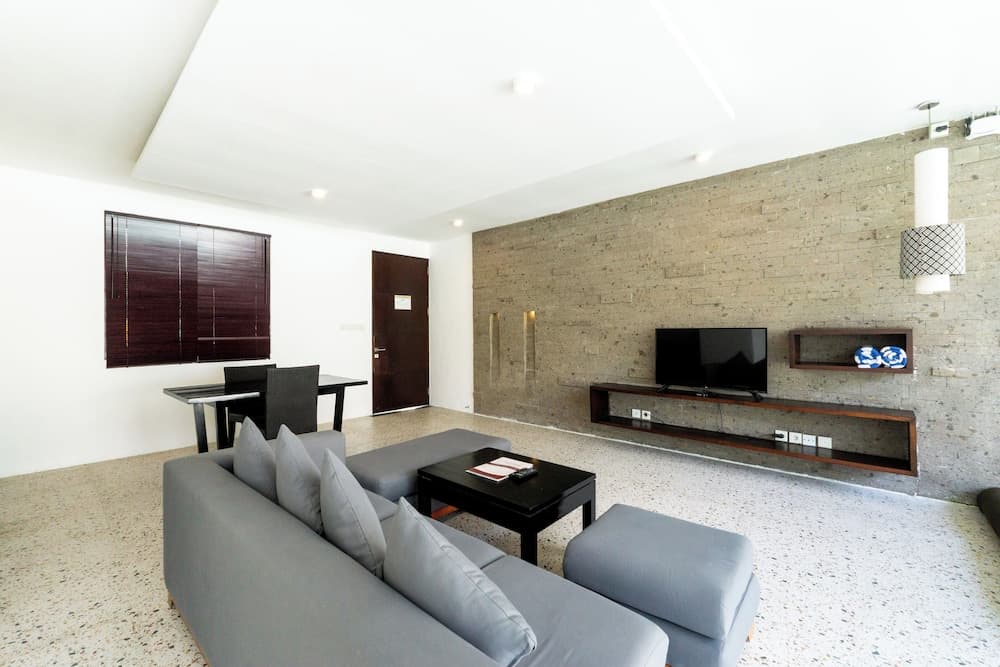 Jay s Villas