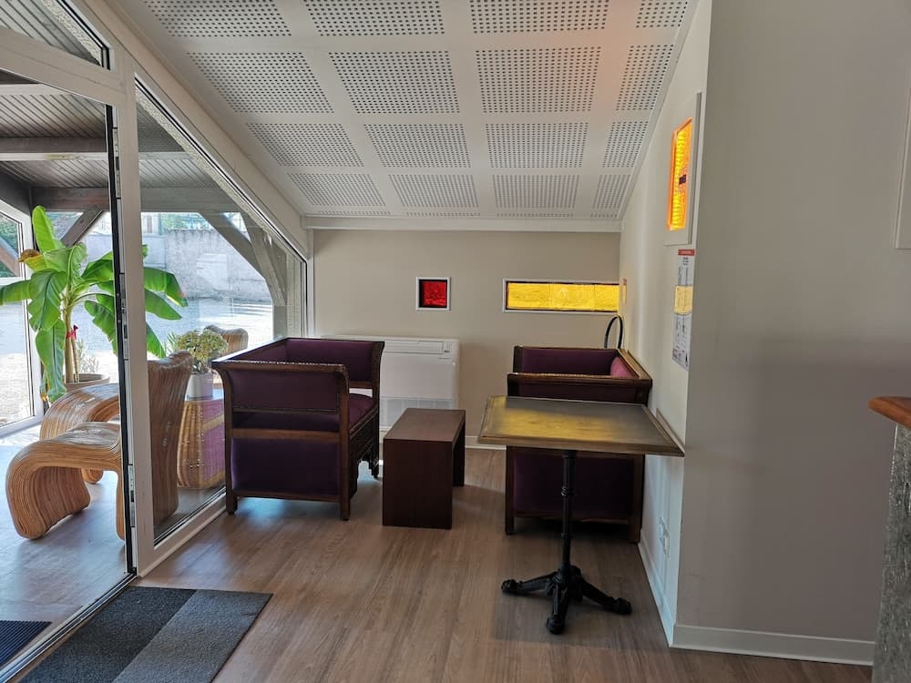 Moodz Hotel