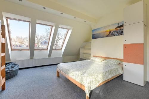 Hostel George