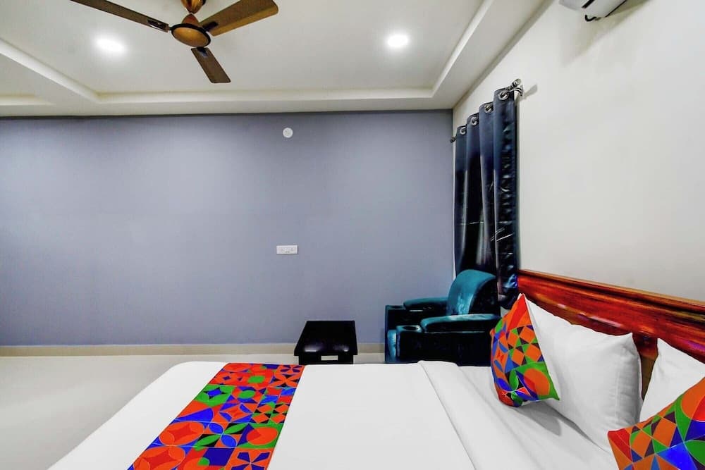 Fabhotel Aashvi