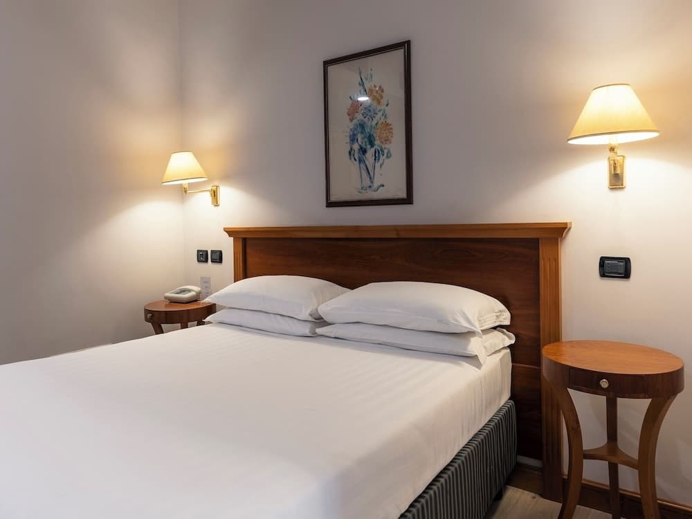 Hotel Diplomatic