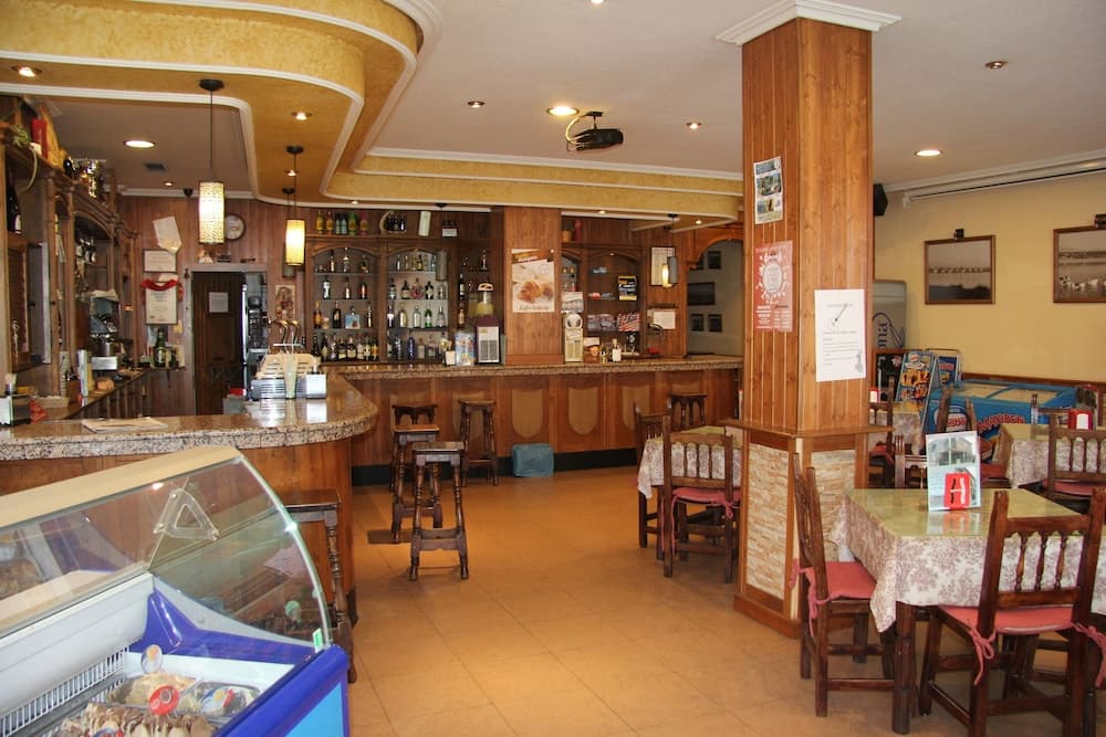 Hostal Cazalegas