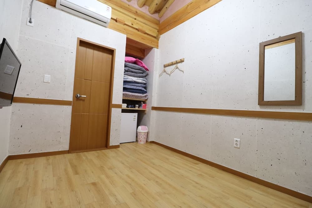 Nadul Hanok
