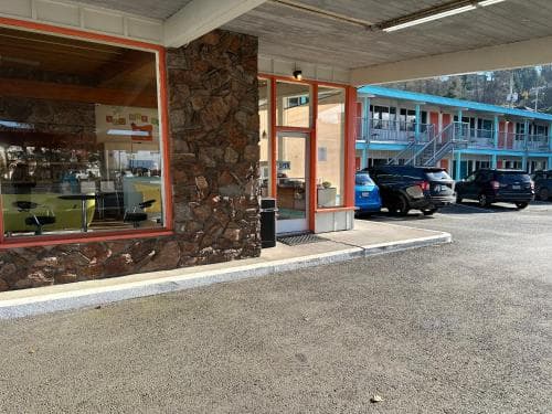 Atomic Motel