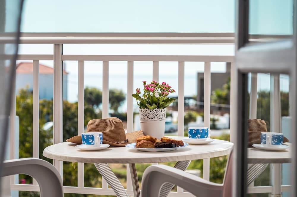Hydrele Beach Hotel