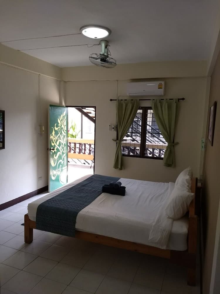 The Shire Guesthouse