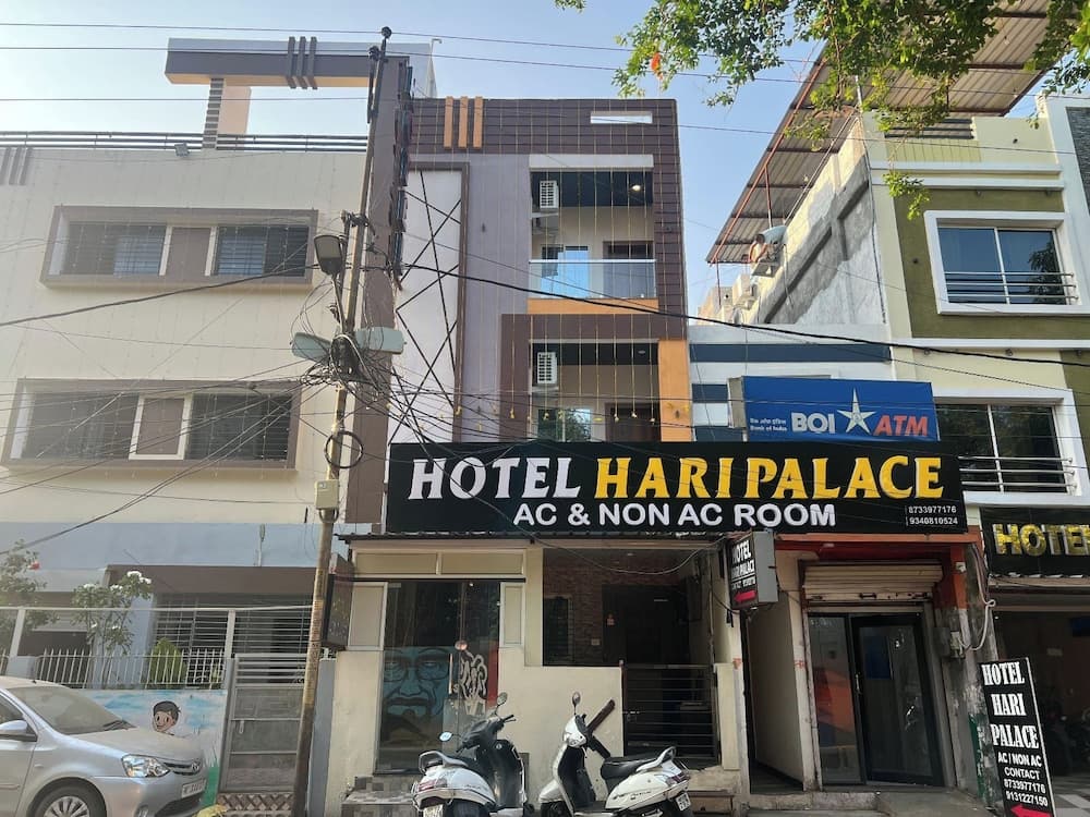 Hotel Hari Palace