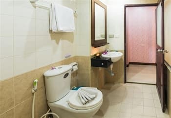 YK Patong Resort