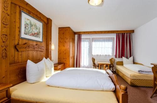 Hotel Garni Golfais