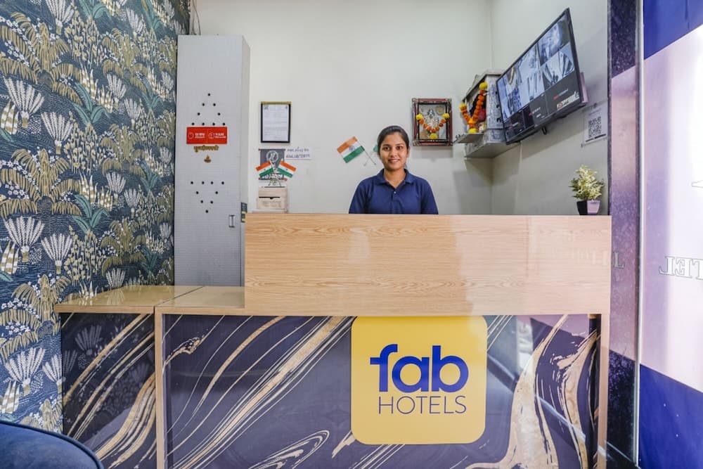 FabHotel The United