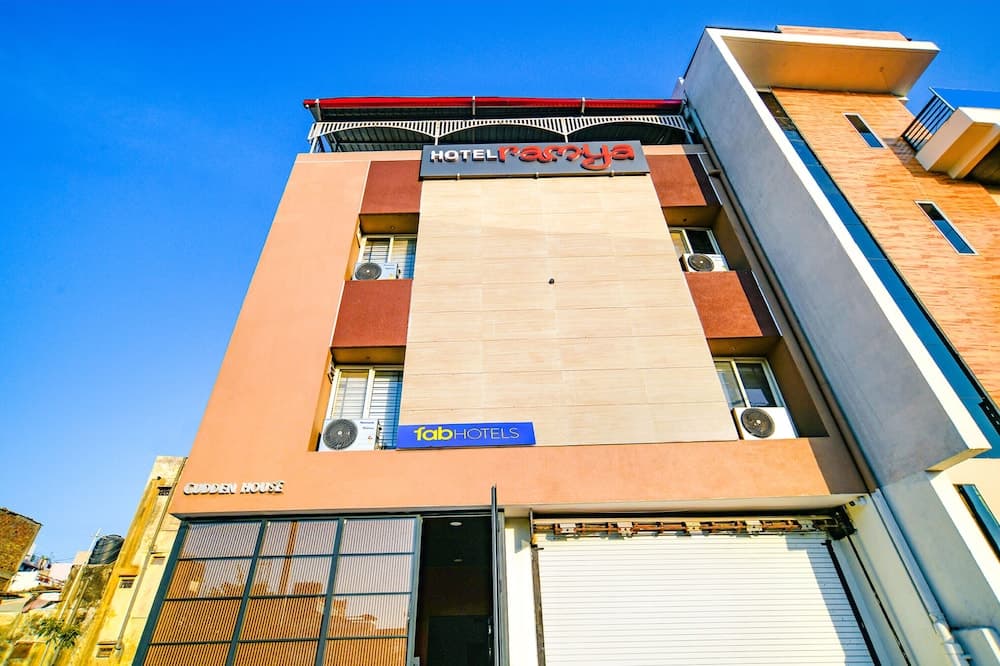 FabHotel Ramya