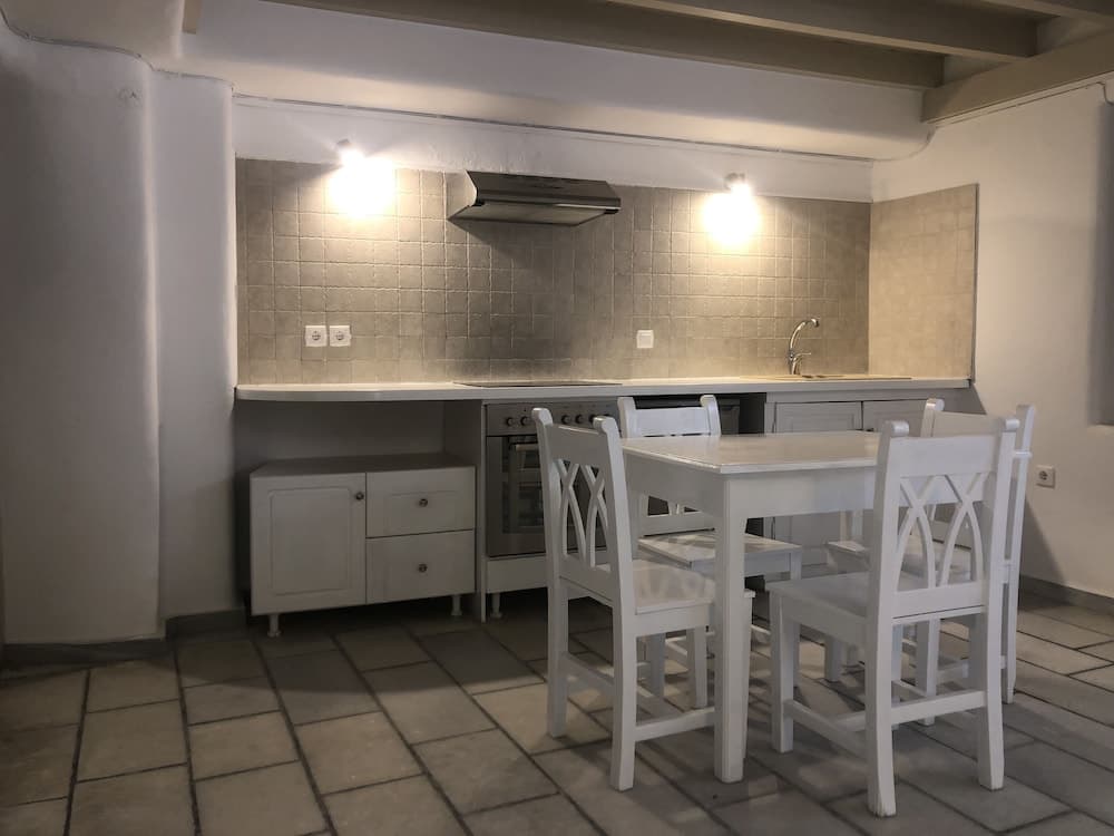 Chroma Suites