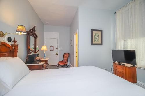 Bedford Inn