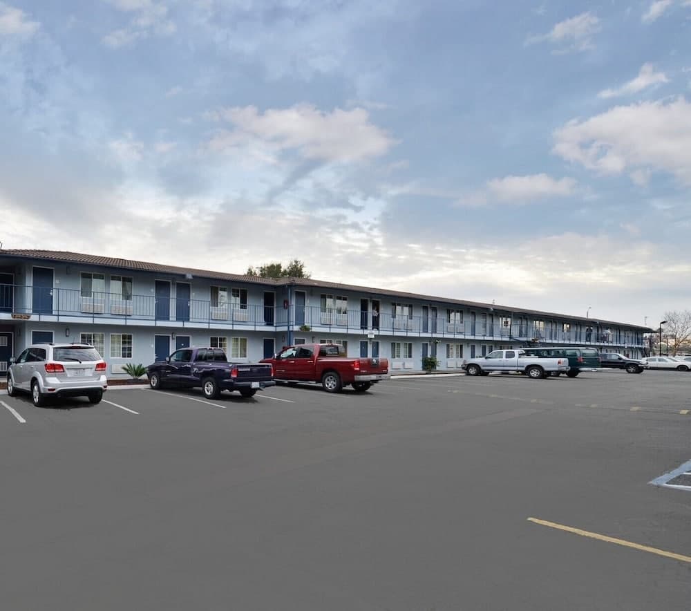 Solano Inn