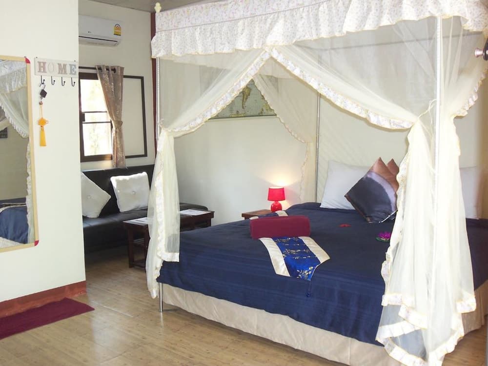 SoodSoi Resort