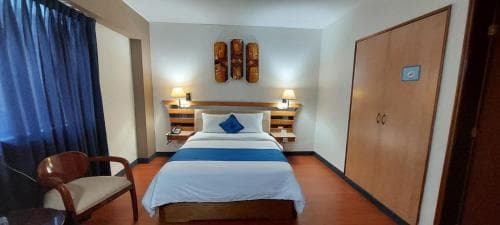 Blue Star Hotel