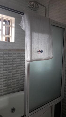 Glitz Cloud 9 Suites