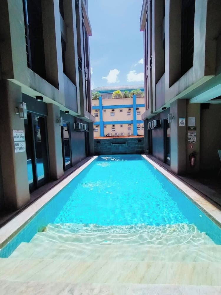 Pacific Park Hotel
